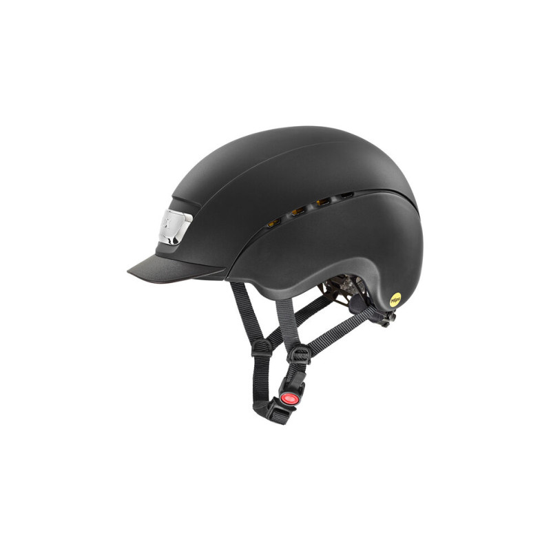 Capacete preto com viseira e cintos ajustáveis