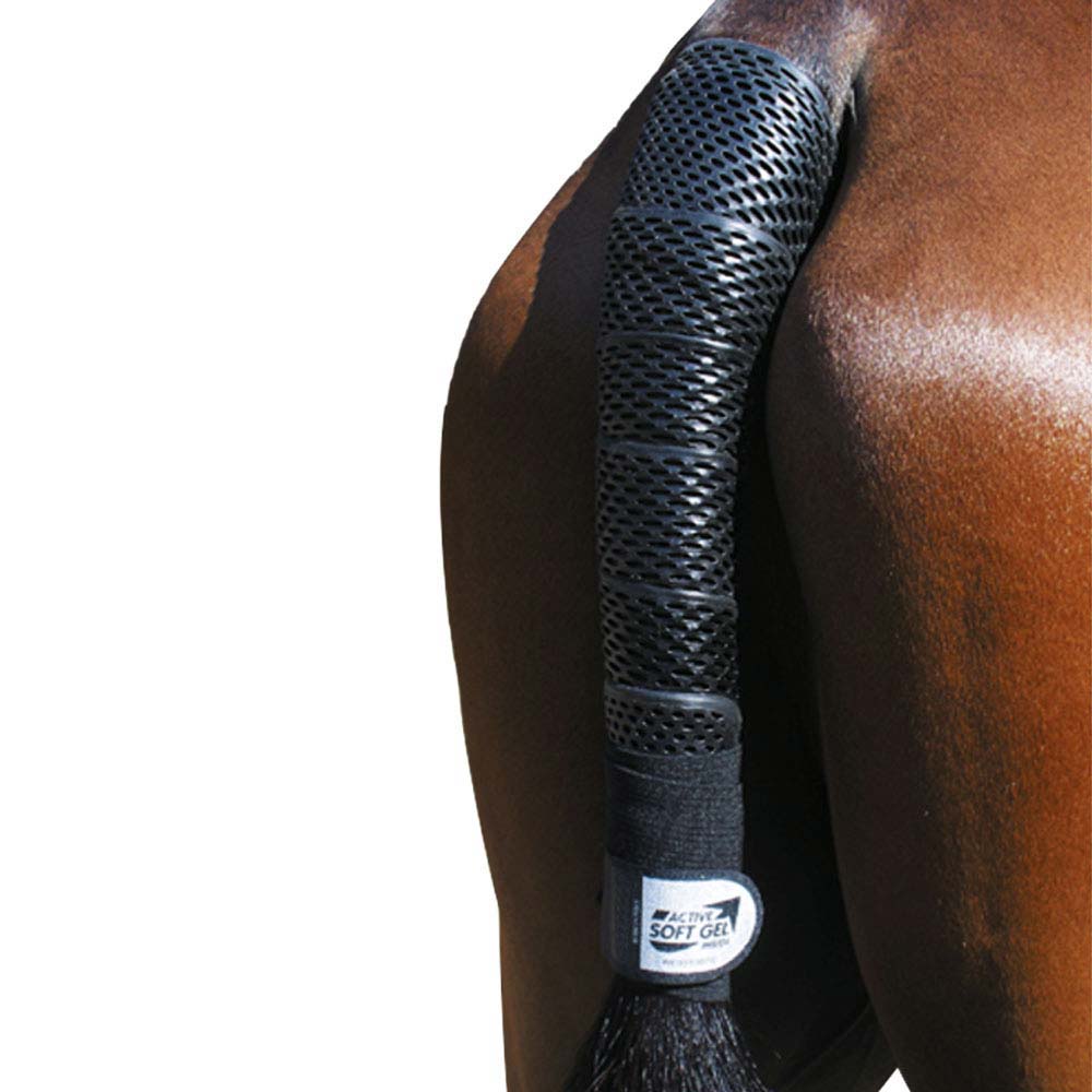 Cauda de cavalo com proteção preta em gel ventilado