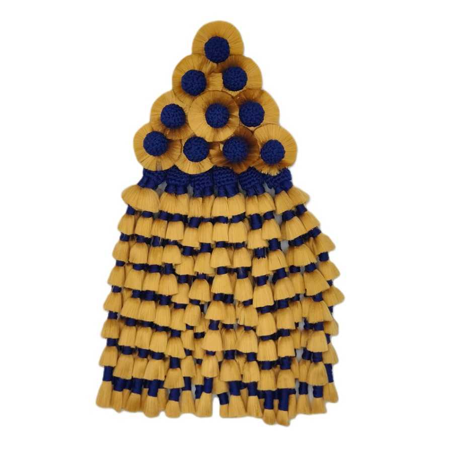 Brinco pendente tecido amarelo e azul com franjas