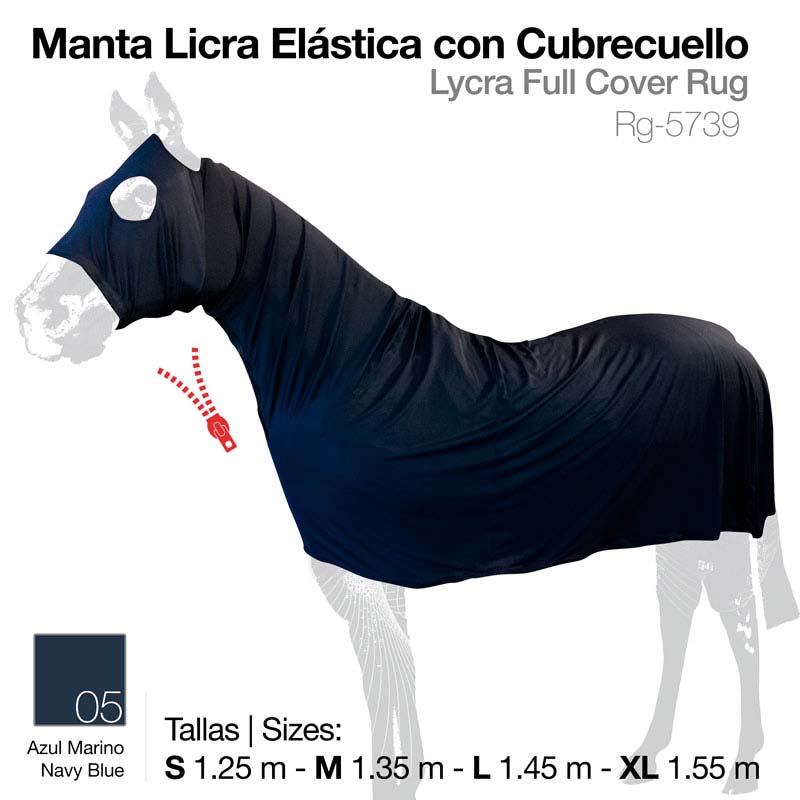 Cavalo com manta elástica azul marinho cobrindo o corpo e o pescoço