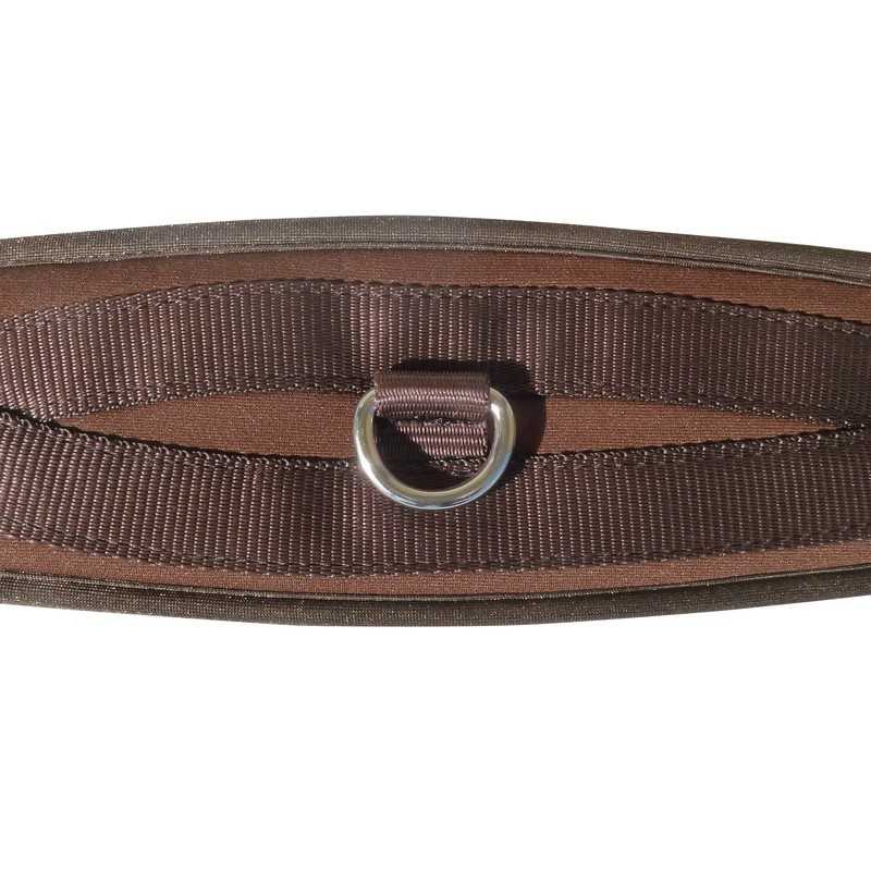 Correia castanha com anel metálico em D e suporte acolchoado