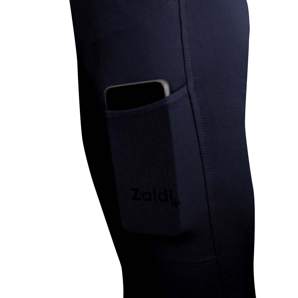 Calça azul escuro com bolso lateral e telemóvel