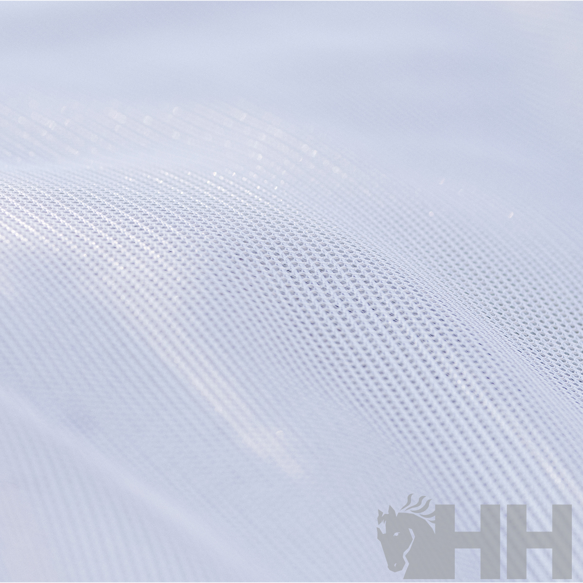 tecido branco translúcido com padrão de malha fina