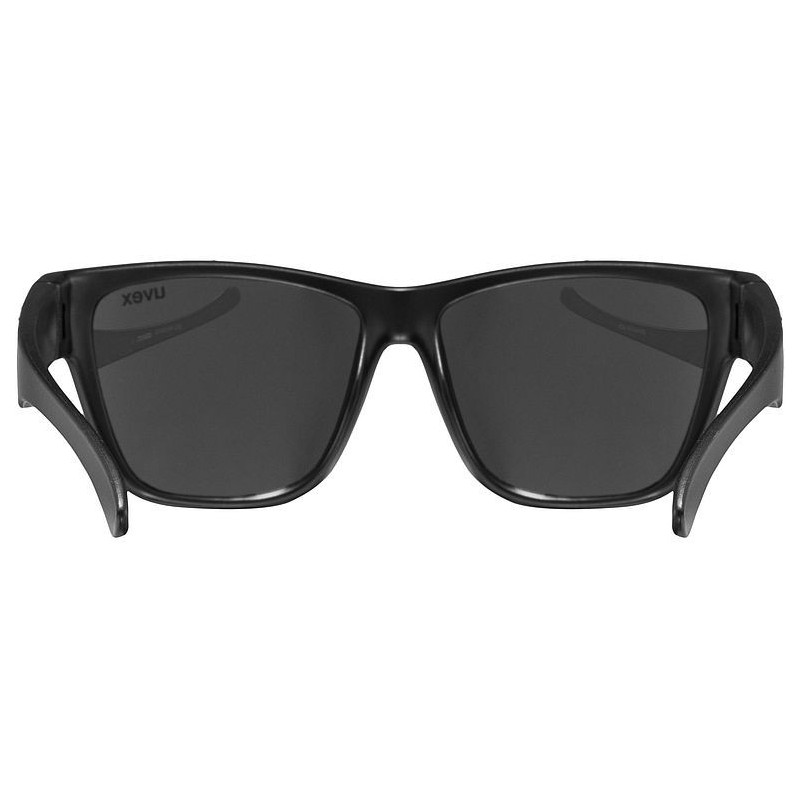 Óculos de sol com armação preta e lentes escuras