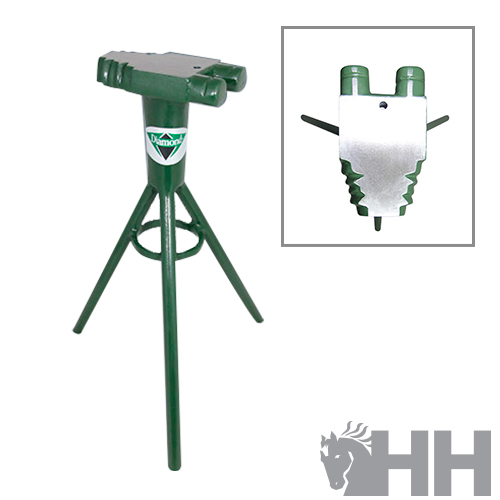 Suporte verde de três pernas para arma com base circular e topo acolchoado