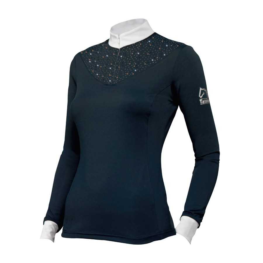 Camisola feminina azul com gola branca e detalhes estampados