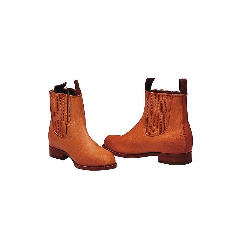 Botas castanhas em pele com elásticos laterais