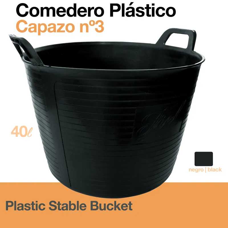 Baldes plásticos pretos com alças e capacidade de 40 litros