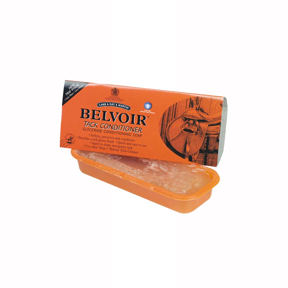 Sabão condicionador BELVOIR para arreios em embalagem laranja com sabão translúcido