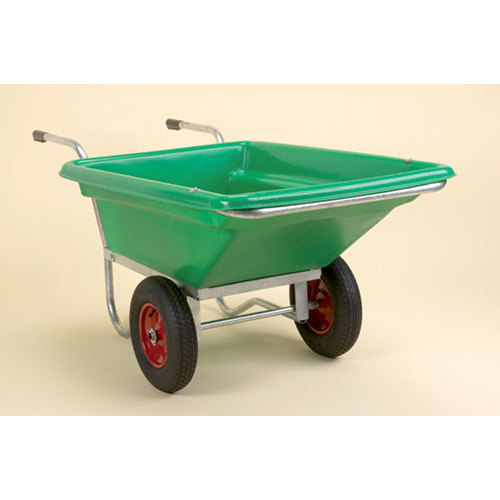 Carrinho de mão verde com rodas vermelhas e pegas metálicas