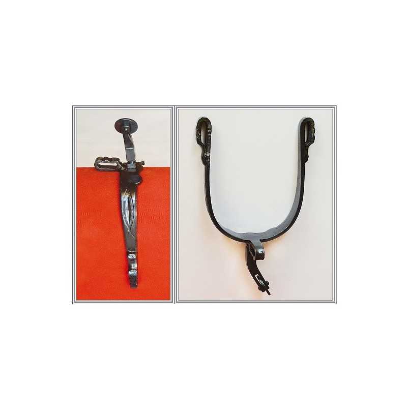 Dois objetos metálicos pretos com formas distintas sobre fundos vermelho e branco