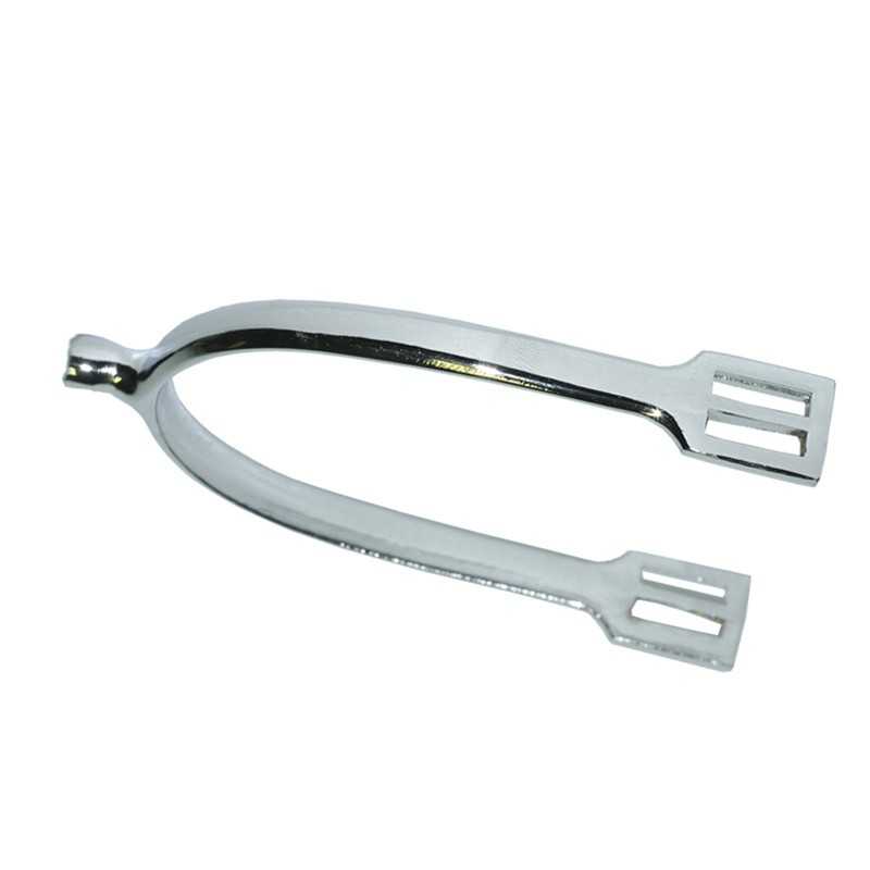 Espora metálica prateada com aberturas retangulares