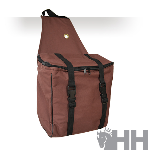 mochila quadrada castanha com fecho e alças pretas sobre fundo branco com logótipo HH