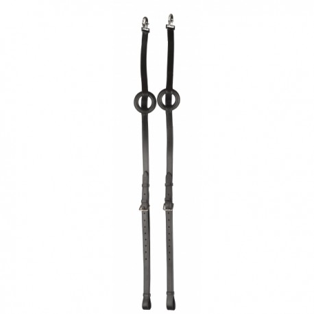 Par de correias pretas de couro com fivelas prateadas e argolas circulares