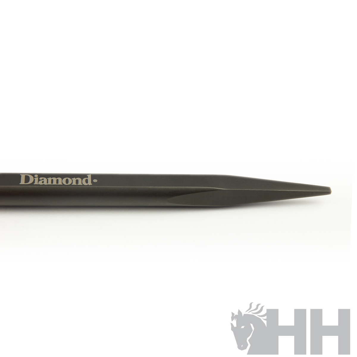 Ponta de ferramenta preta com texto 'Diamond' dourado