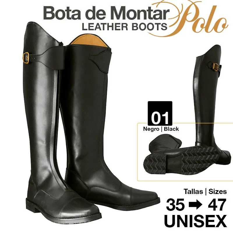 Botas de montar em pele preta com fivela dourada no topo e sola antiderrapante.