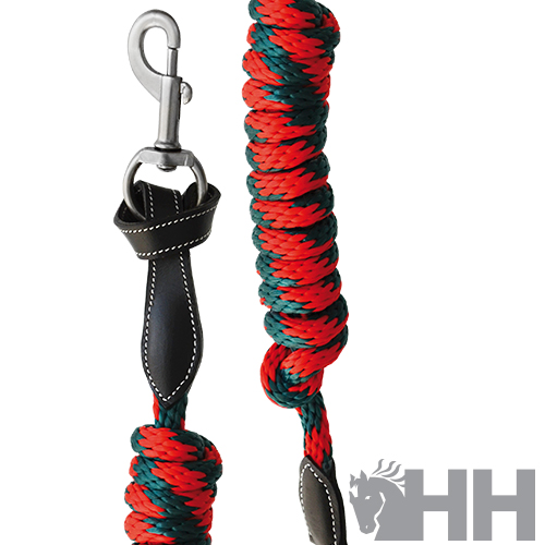 Correia trançada vermelha e verde com mosquetão metálico e detalhes em couro preto