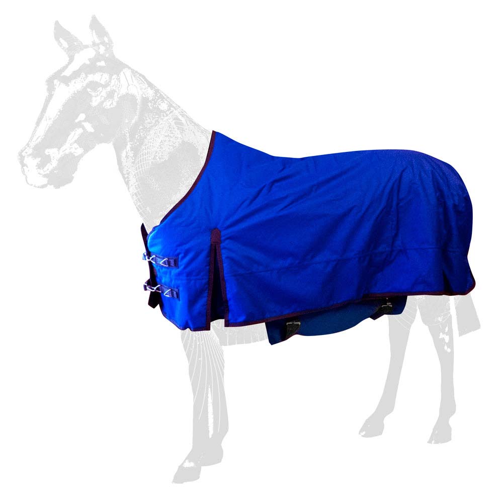 Manta azul para cavalo com fechos metálicos e acabamentos vermelhos escuros