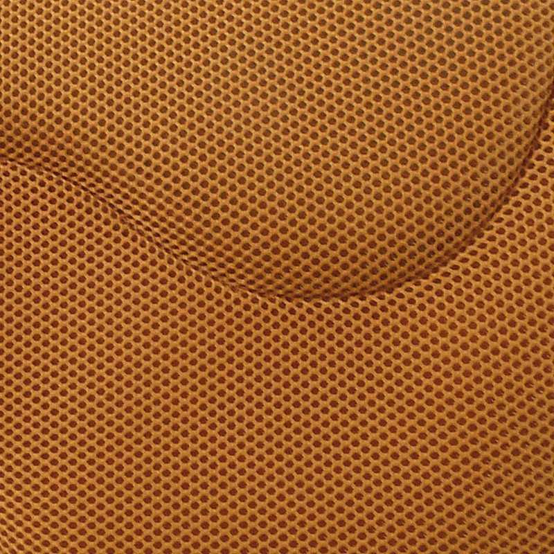 Tecido em malha alaranjada com textura ventilada e costura ondulada