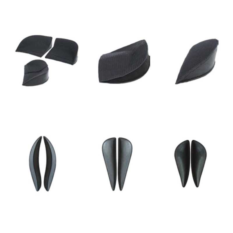 Conjunto de palmilhas pretas variadas para calçado em fundo branco