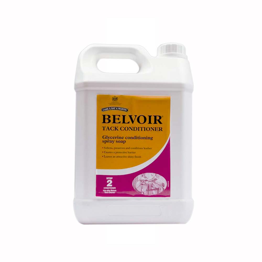 Recipiente branco com rótulo amarelo e roxo do produto Belvoir Tack Conditioner