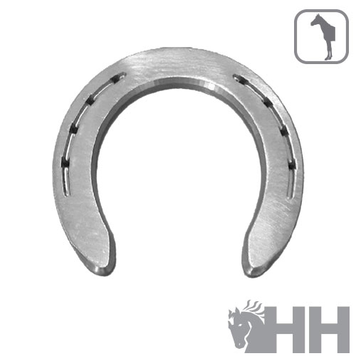 Ferradura metálica prateada com sete furos de fixação e logótipo de cavalo HH