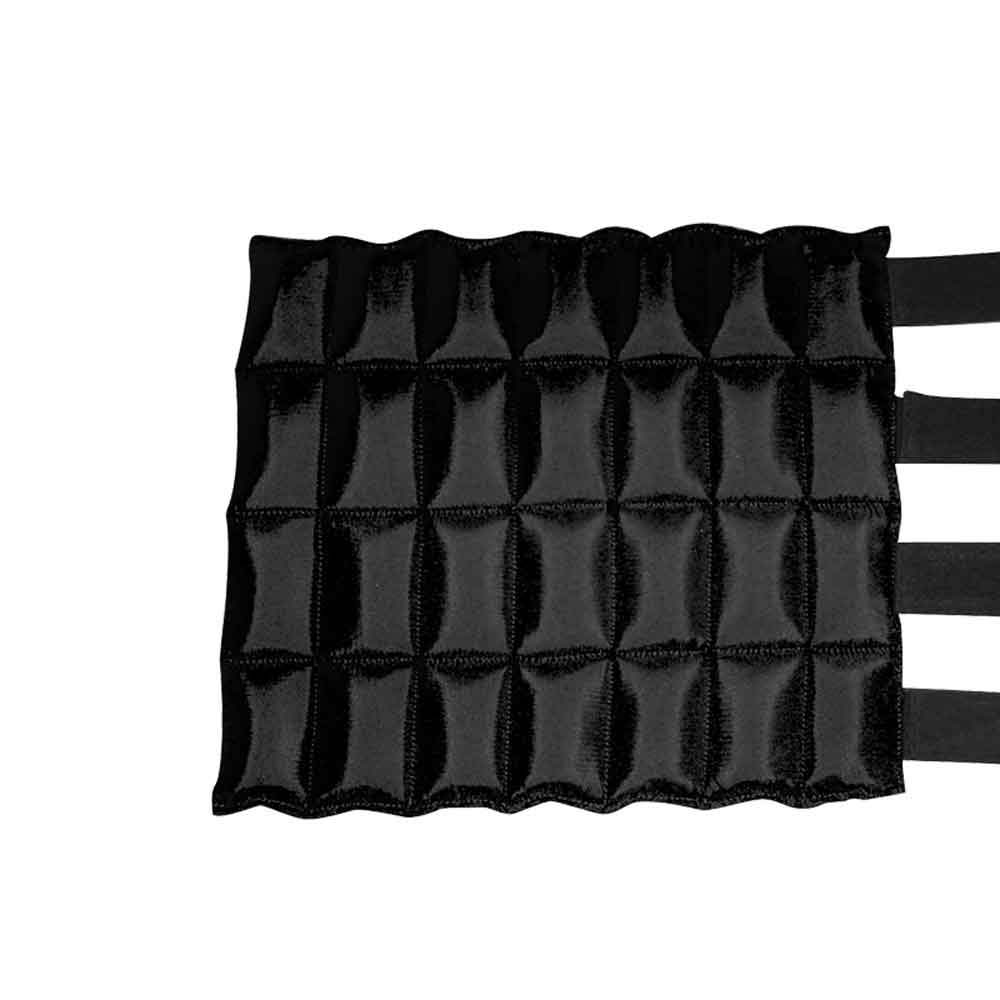 Mochila preta acolchoada com alças