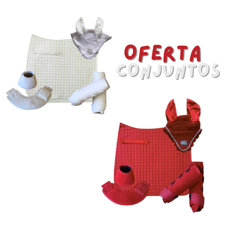 Conjuntos de equipamentos de equitação branco e vermelho com mantas, proteções e toucas.