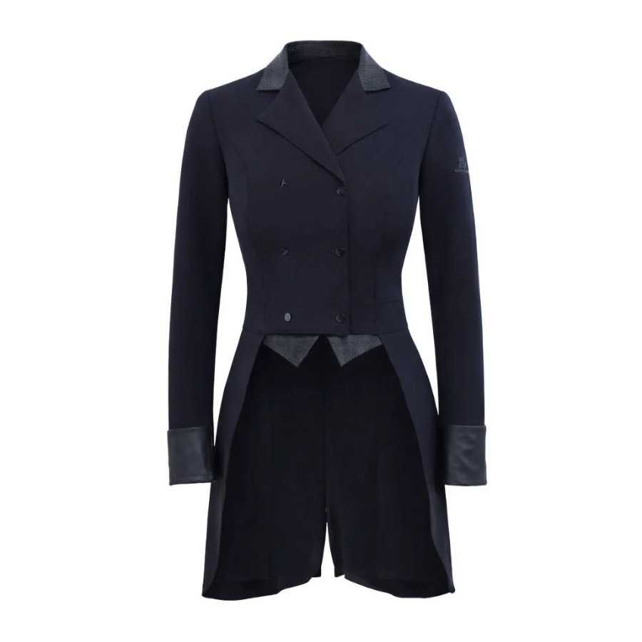 Casaco formal feminino preto com cauda e detalhes texturizados
