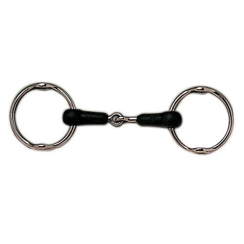 Freio de cavalo em metal prateado com argolas grandes e peça central preta