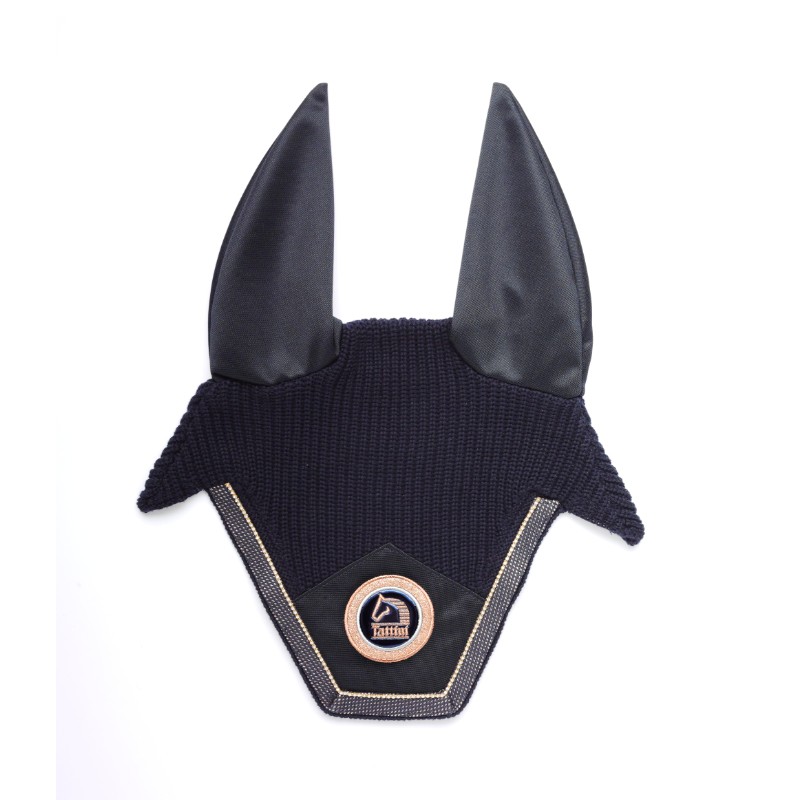 Touca preta para cavalo com orelhas e emblema redondo