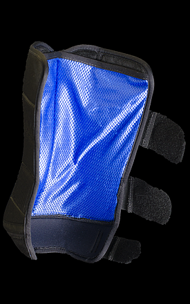 Proteção para braço preta com interior azul metálico e tiras de velcro