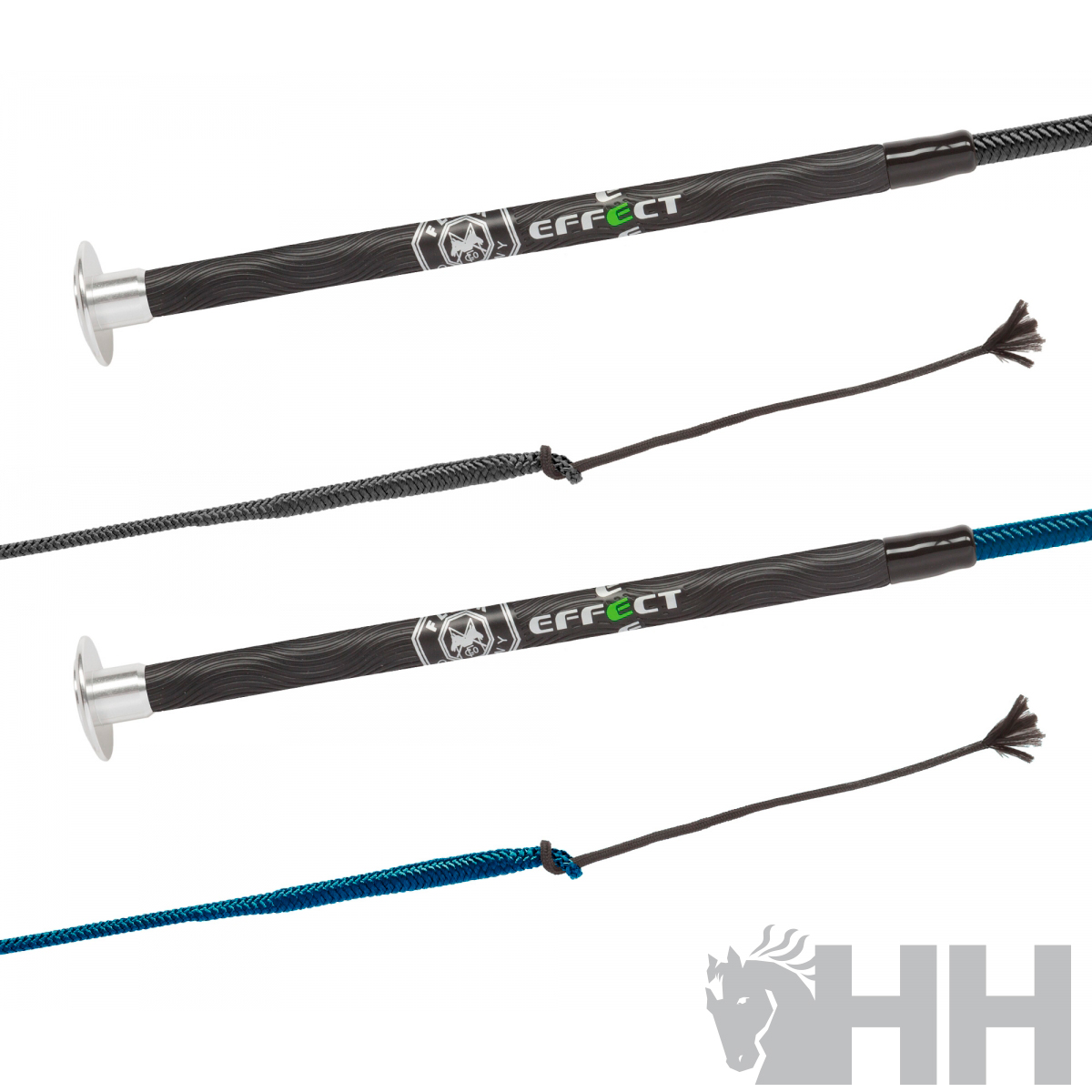 Dois chicotes pretos com punhos de fibra de carbono e detalhes em azul e preto