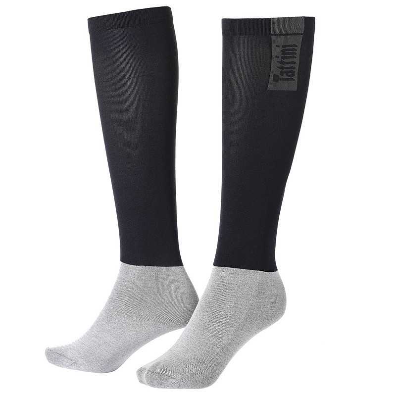 Meias compridas cinzento claro e preto com etiqueta FALKE