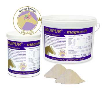 Recipientes EQUIPUR magnovit com pó bege claro e etiqueta roxa com cavalo