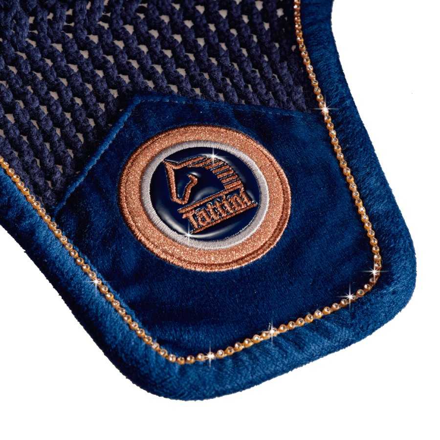 Tapete azul escuro para cavalo com bordado dourado e tachas brilhantes