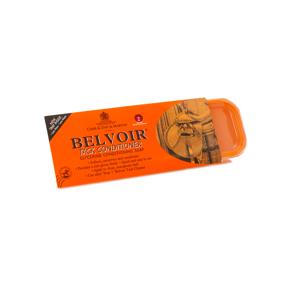 Sabão condicionado para arreios Belvoir em embalagem laranja com imagem de arreio
