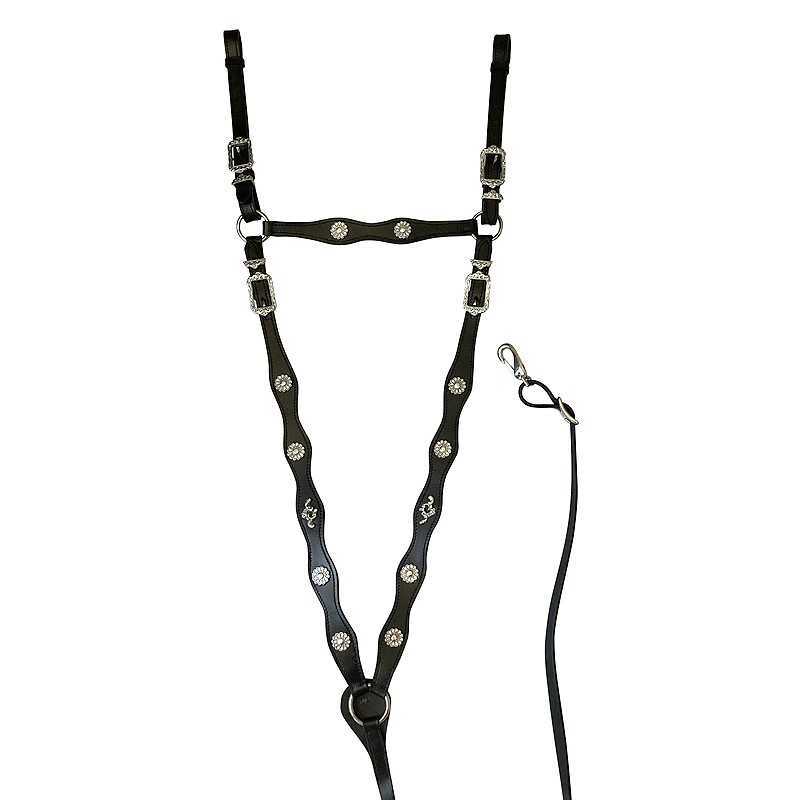 Arnês preto em couro com botões metálicos e corda fina