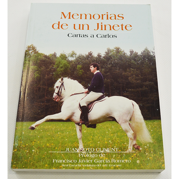 Capa do livro Memorias de un Jinete com homem a cavalo branco em campo verde
