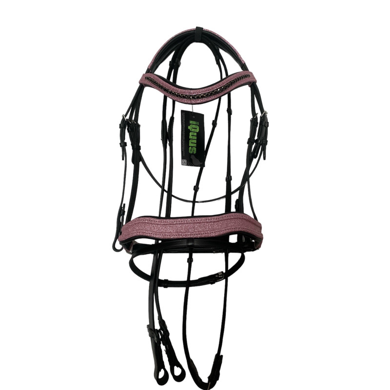 Cabeçada de cavalo em couro preto com detalhes cor de rosa e etiqueta LUXURIA.