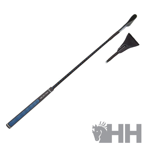 Chicote de equitação azul e preto com ponta preta e logotipo HH em fundo branco