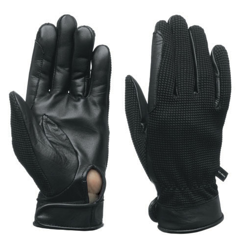 Par de luvas pretas com palma em couro e parte superior em tecido texturizado