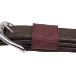 Cinto masculino de couro castanho com fivela metálica prateada e argola