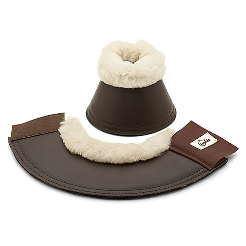 Conjunto de proteção para cavalo em couro castanho escuro com forro branco