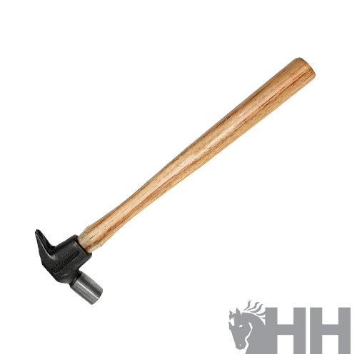 Martelo com cabo de madeira e cabeça metálica preta