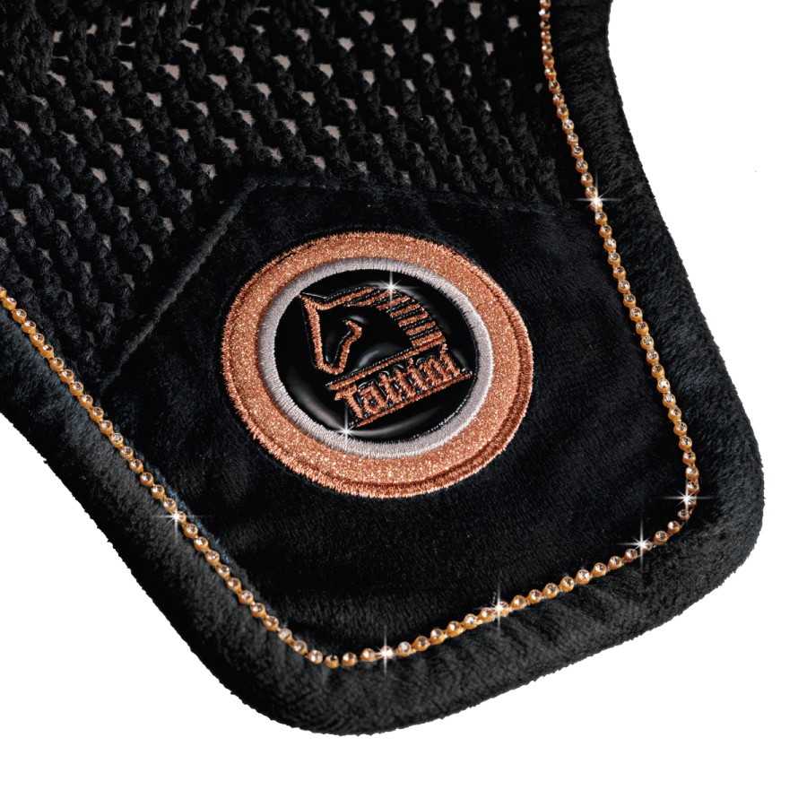 Tapete de carro preto com pedras douradas e logótipo TAURUS