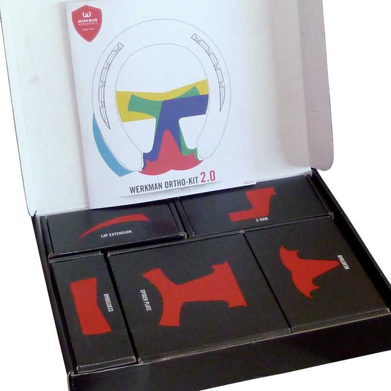 Caixa aberta com kit WERKMAN ORTHO-KIT 2.0 e várias caixas internas pretas com texto
