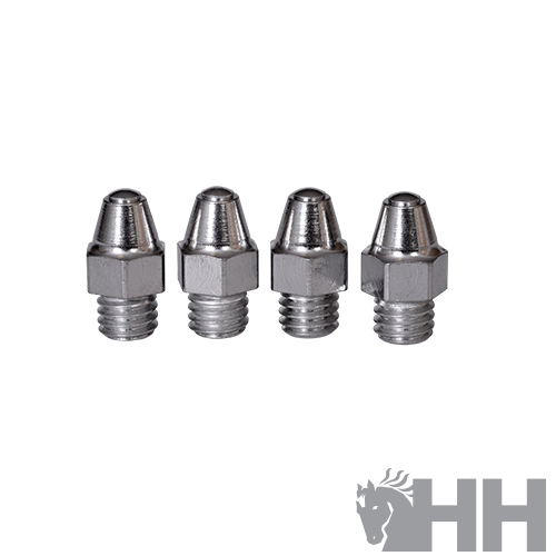 Quatro bicos metálicos prateados com rosca base alinhados em fundo branco