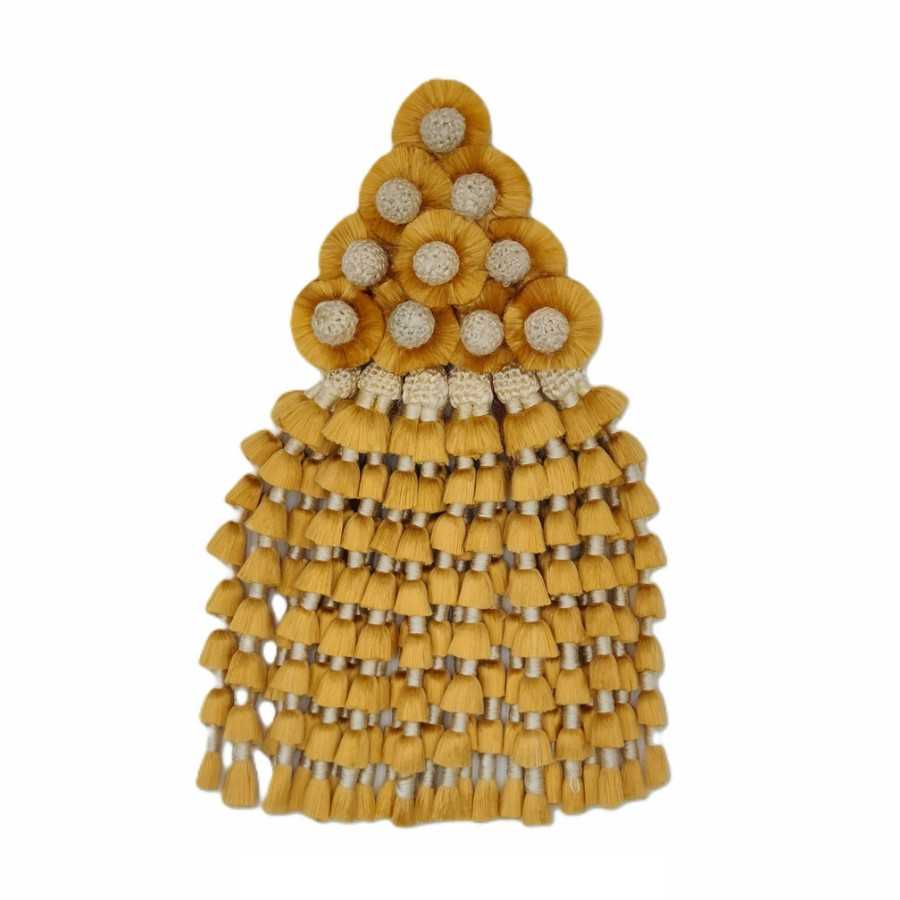 Pendente decorativo têxtil amarelo-alaranjado e bege com franjas e círculos frisados