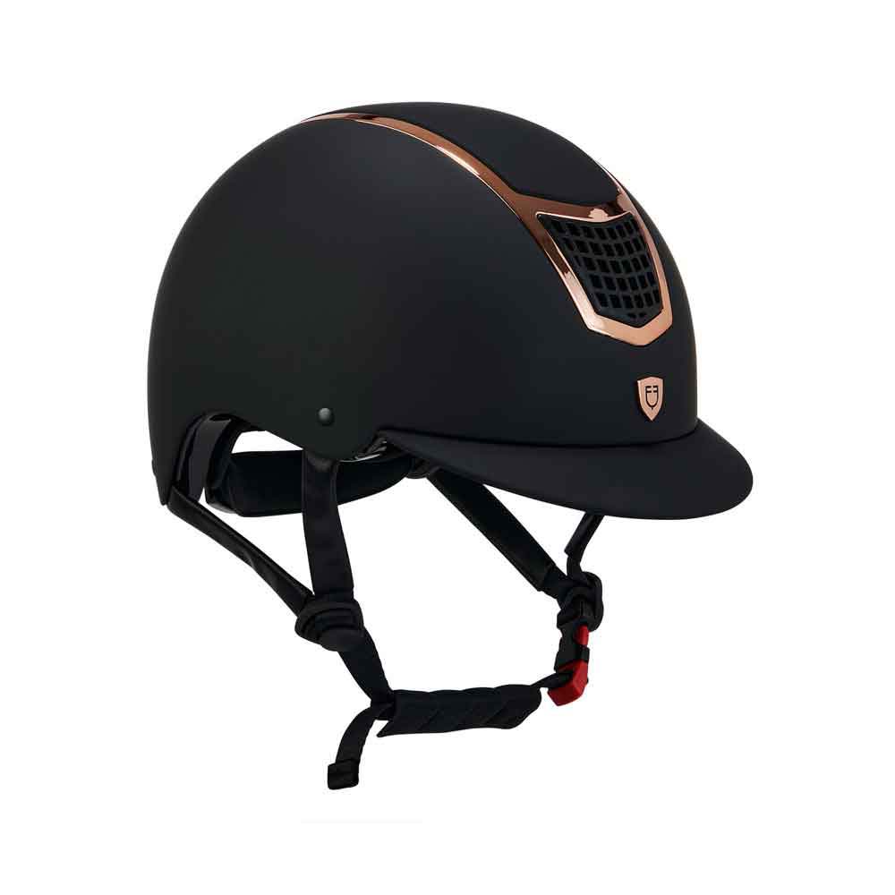 Capacete de equitação preto com detalhes cor de cobre e viseira